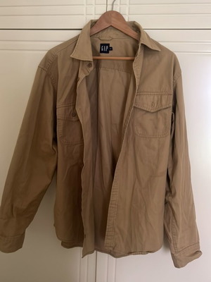 Gap beige shirt large like new