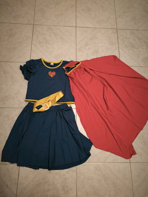 Superwoman carnival costume for 7 years old, Shein like new