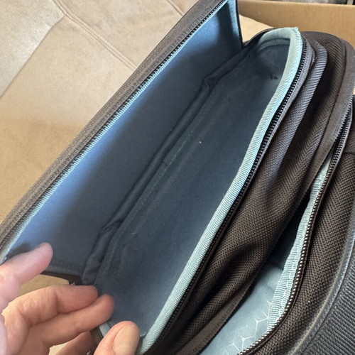 Thule Laptop Bag 20L Like New