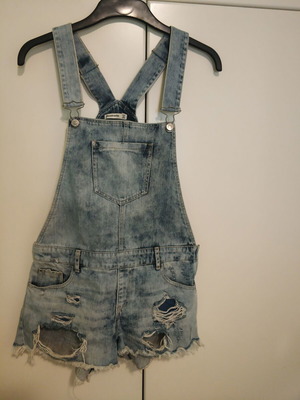 Stradivarius denim shorts salopette size 38 like new