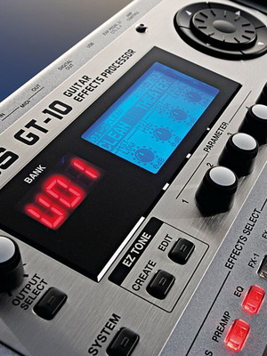 Boss GT-10 guitar processor like new with soft case