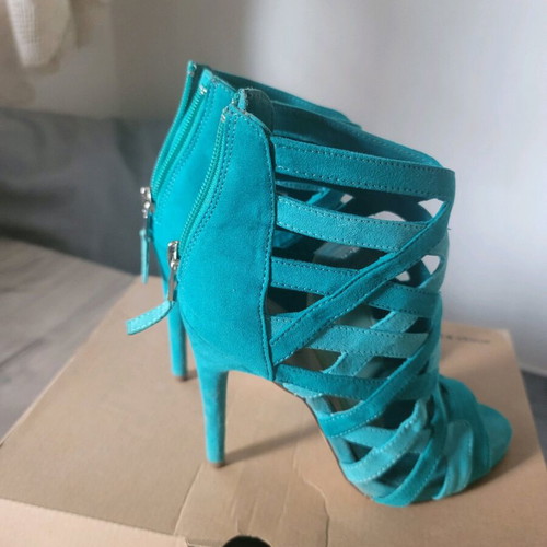 Bershka sandals with heels turquoise size 35 lightly used