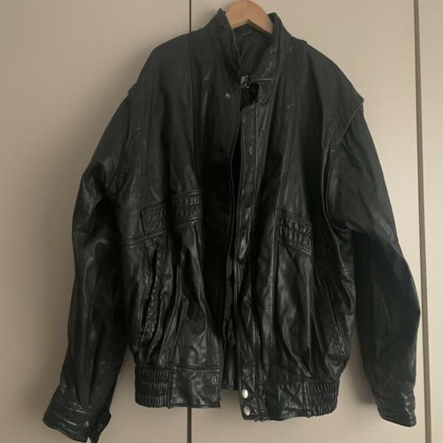 Leather men's jacket black size 52 like new