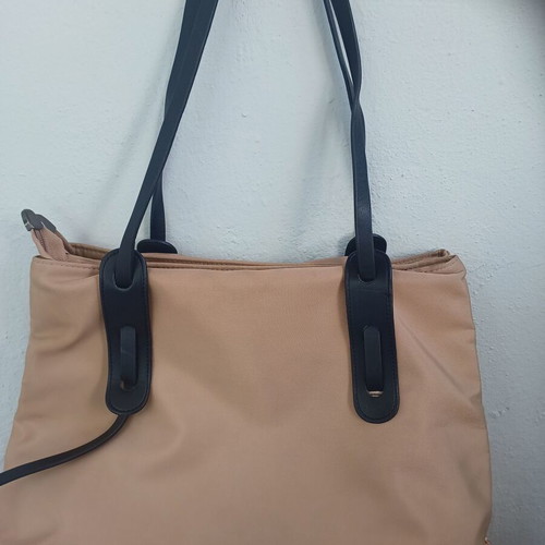 Shoulder bag like new, black and beige