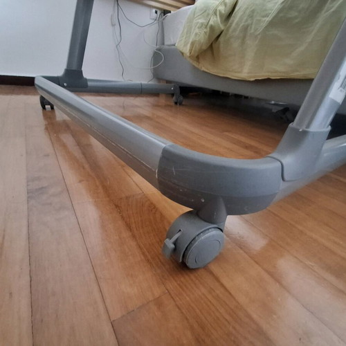 Baby cot with wheels refurbished, gift 4 sheets NEF-NEF