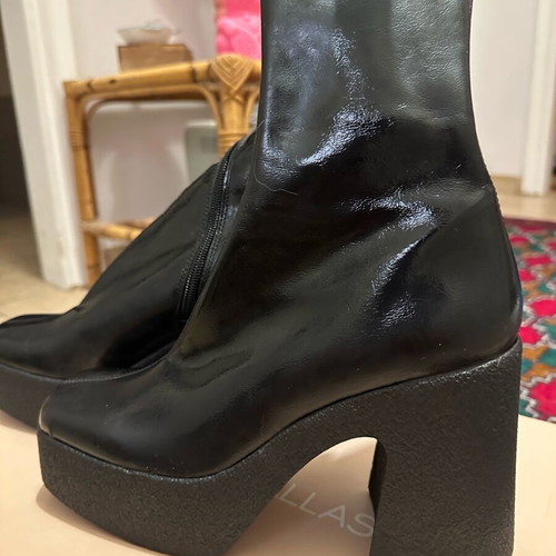 Tsakiris Mallas chunky ankle boots new, black size 39