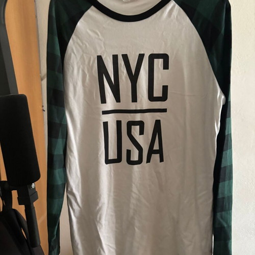 H&M NYC USA Long Sleeve Shirt Medium used, white and green