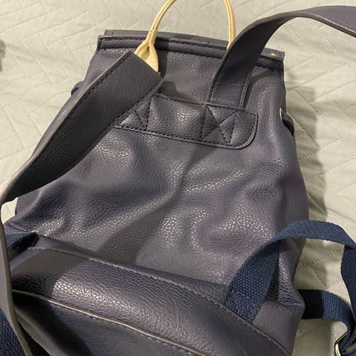Women's backpack bag used in excellent condition