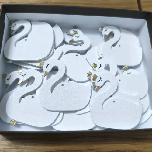 Wooden swans new, pack of 26, 6cm for baptism favors