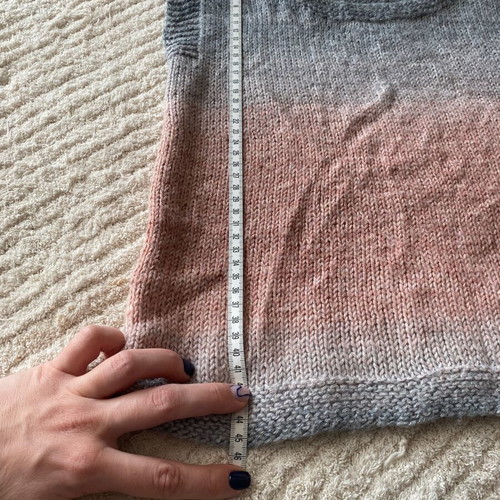 Handmade knit crop top like new, size S-M, gray and pink