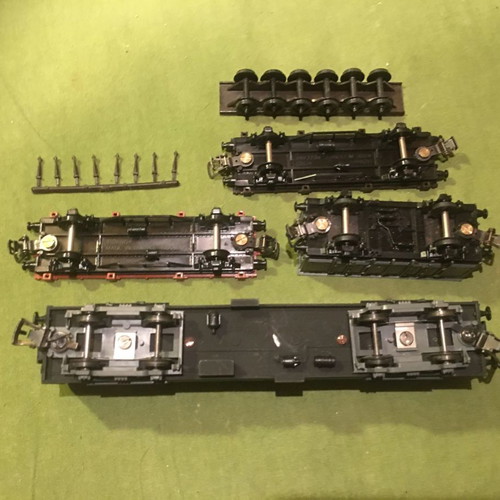 Meccano-Hornby 4 different HO 1/87 scale wagons used