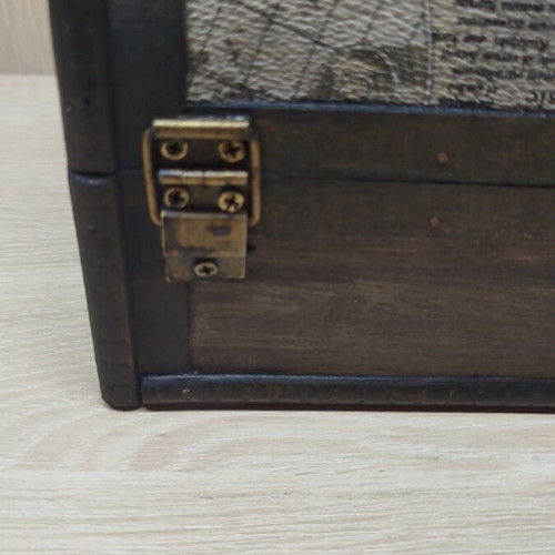 Handmade wooden storage chest with leather lining and lock new