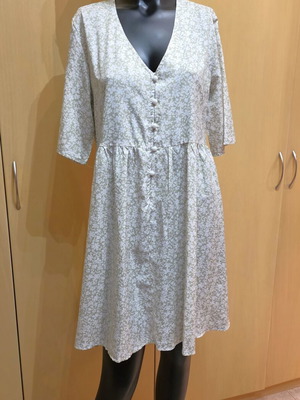 Hekka dress size L-XL like new, olive and white