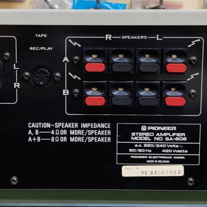 Pioneer SA-606 stereo amplifier