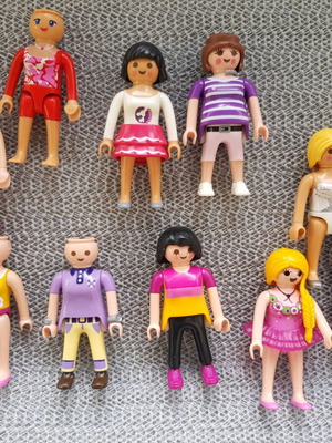 Playmobil πακέτο με δέκα γυναίκες φιγούρες μεταχειρισμένες