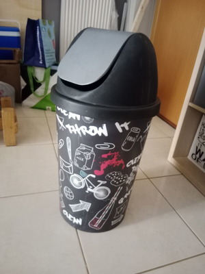 Trash bin 50 liters with designs, Leroy