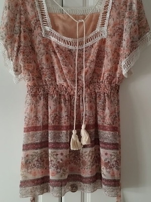 Bill Cost Boho Floral Summer Top Large, like new, old pink-beige
