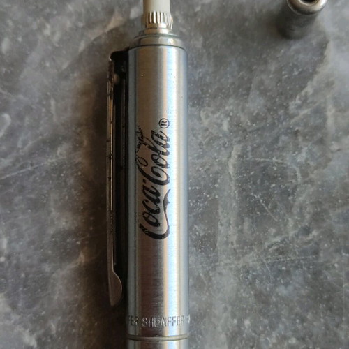 Μηχανικό μολύβι Coca Cola vintage σαν καινούργιο με μεταλλική θήκη και σβήστρα