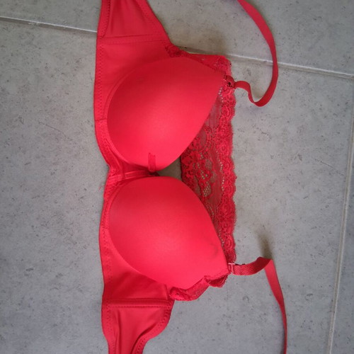 Bra 2 in 1 red, like new