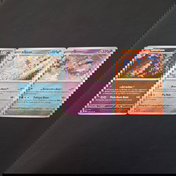 3 EEVEELUTION HOLOS