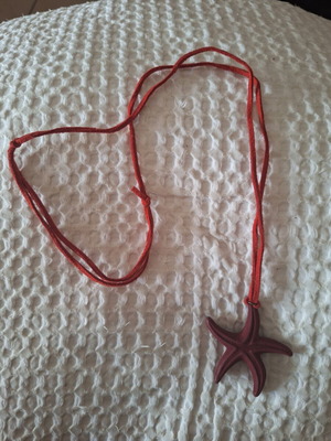 Starfish necklace with adjustable long leather cord