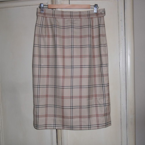 Max Mara wool skirt size L vintage pencil with 2 pleats