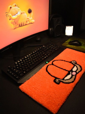 Χειροποίητο Garfield Keyboard Rug καινούργιο από ακρυλικό και μαλλί