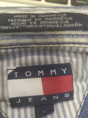 Πουκάμισο τζην Tommy Hilfiger μεταχειρισμένο, ανδρικό μέγεθος M, μακρύ μανίκι