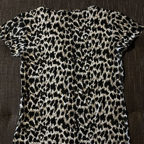 Animal Print Top L leopard pattern, like new