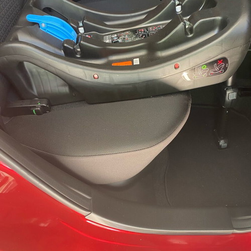 Joie Gemm baby car seat with isofix base like new