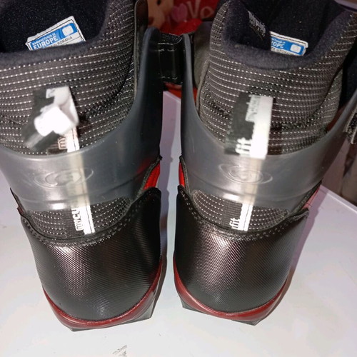 New unisex boots SALOMON ESCAPE 7 PILOT
