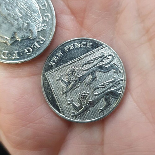 Collectible 10 Pence Coin 2011 United Kingdom like new