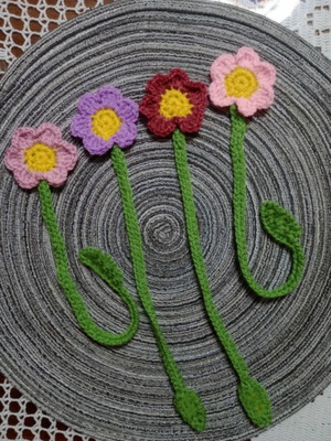Handmade flower bookmarks new, in a bag with ribbon