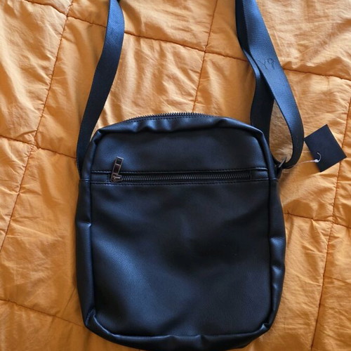 Y Not? Milano Messenger shoulder bag new, black