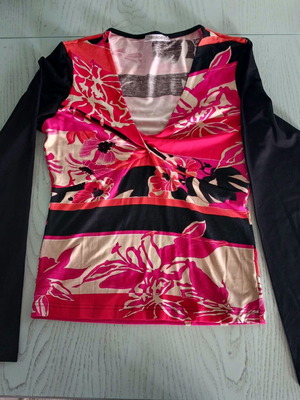 Serge women's blouse new, size S, black and multicolor