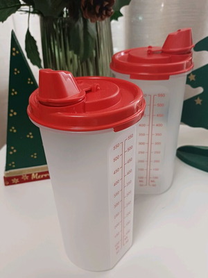 Set of 2 Roy oil containers 550ml Tupperware new