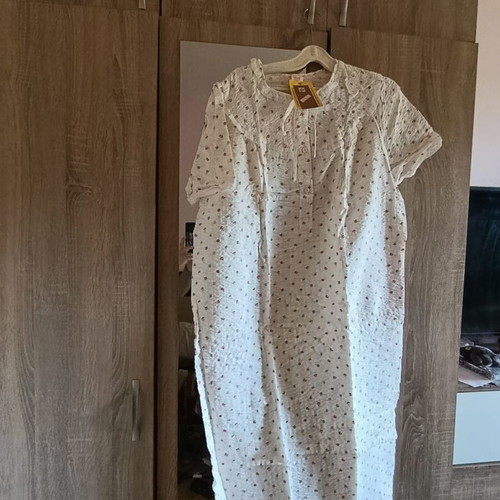 Nightgown new, size XL, colorful
