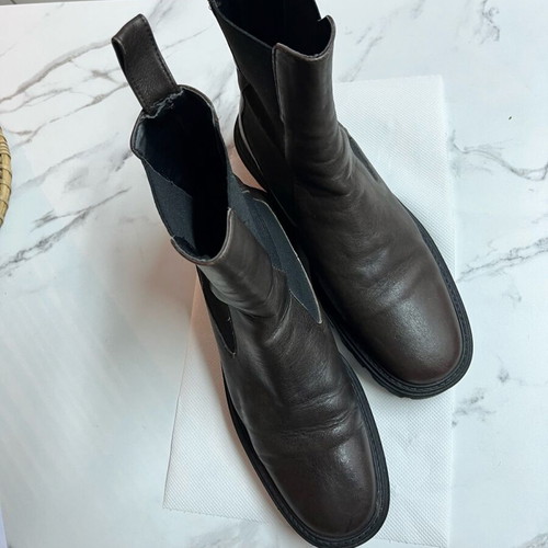 Zara leather Chelsea boots brown size 40 like new