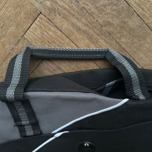 Shoulder bag with strap and handles new, black