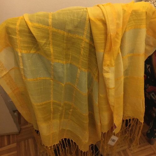 Yellow table runner new, length 1.80 m and width 62 cm