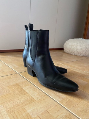 Zara leather ankle boots used size 39