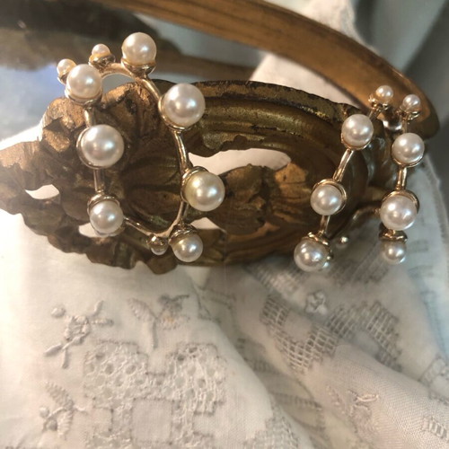 Double Gold Hoop Earrings with Pearls like new