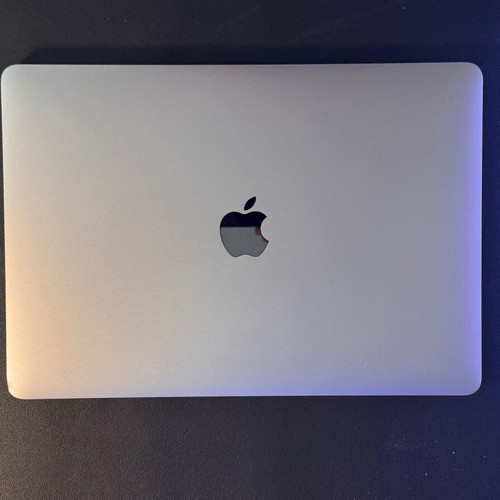 Macbook Pro M1 256GB SSD 8GB RAM like new