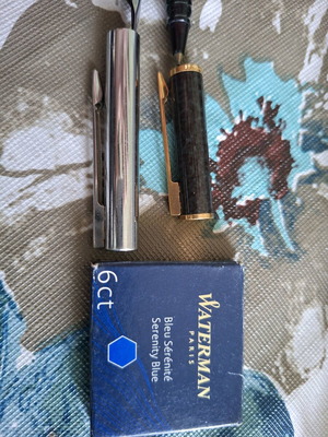 Waterman pens set of 2 used with 5 replacement tanks made in France
