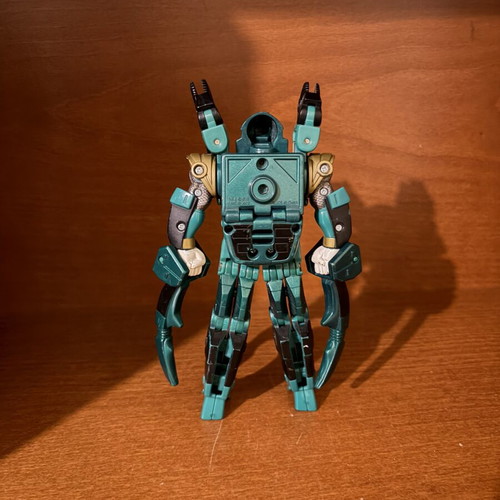 Power Rangers Mystic Force Green Mystic Ranger Transforming Action Figure, Bandai 2002