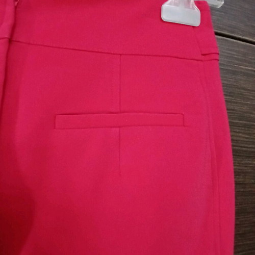 H&M skirt fuchsia size 38 like new