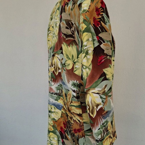 Stephania jacket and top like new, yellow