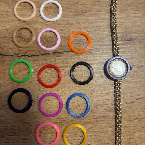 Gucci Vintage Watch used with Original Case and Custom Colored Bezels
