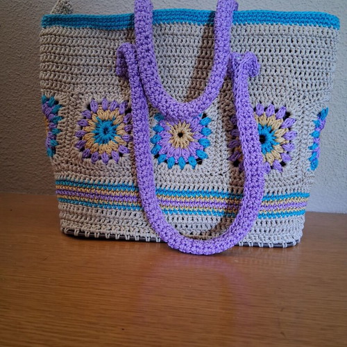 Handmade shoulder bag 37x27 cm colorful, fabric lining, zipper