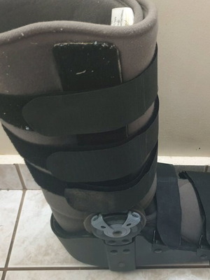 Ορθοπαιδική μπότα ποδοκνημικής ρυθμιζόμενη μέγεθος L σαν καινούργια